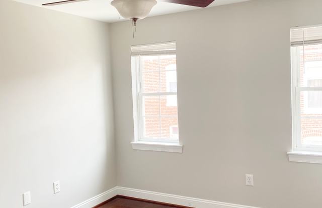1112 Sterrett Street Gallery 2