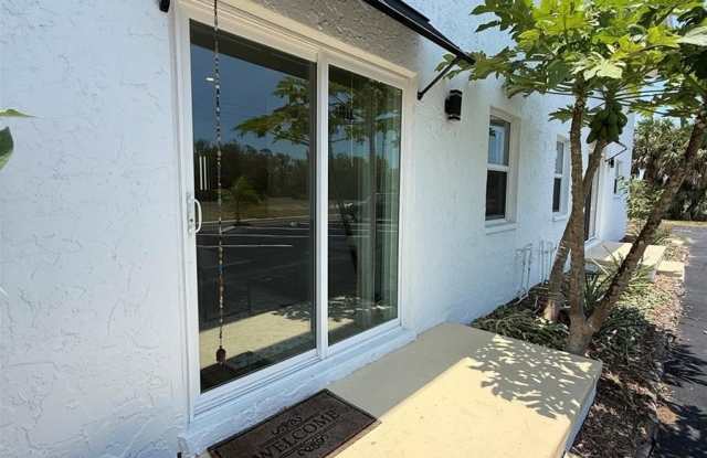 146 BOUNDARY Boulevard Gallery 2