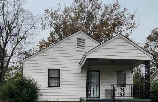 Renovated house in quite Neighborhood photos photos