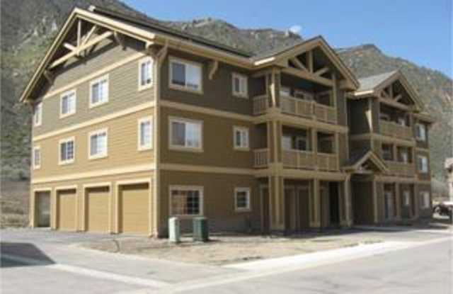 410 River View Drive Unit 302 - 1 - 410 River View Drive, New Castle, CO 81647