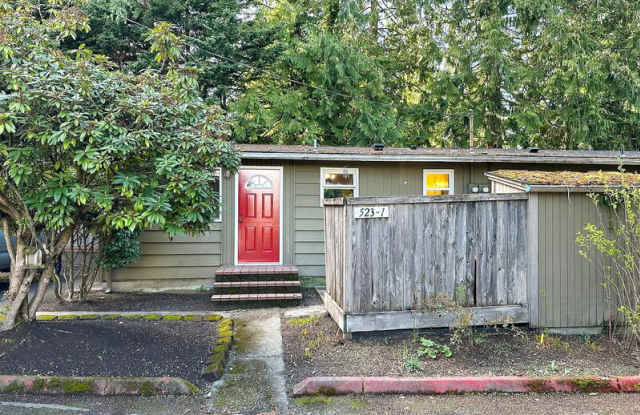 523 Madison St photos photos