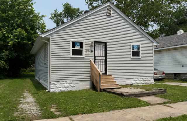 1710 E Hickory St. 2 bedroom, 1 bath in Fans Field Neighborhood photos photos