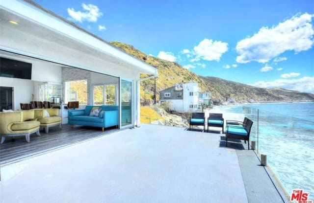 19902 Pacific Coast - 19902 Pacific Coast Highway, Malibu, CA 90265