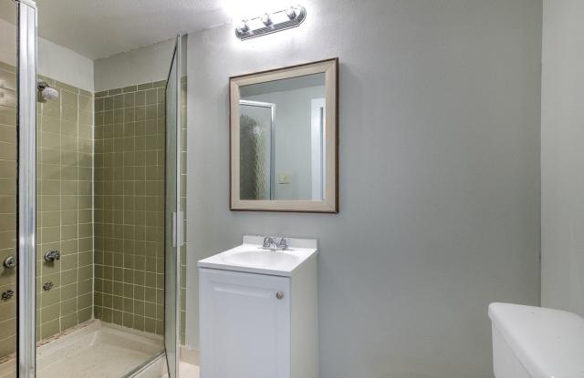 Very nice large 5 bedroom/3 bathroom home in booming Ybor city area photos photos Very nice large 5 bedroom/3 bathroom home in booming Ybor city area photos photos