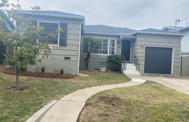 4 Bedroom 3 Bath + Office / 5th Bedroom Home in La Mesa Available Now!!!!!! photos photos