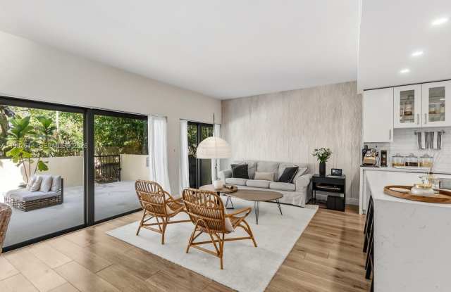 2400 Brickell Ave photos photos