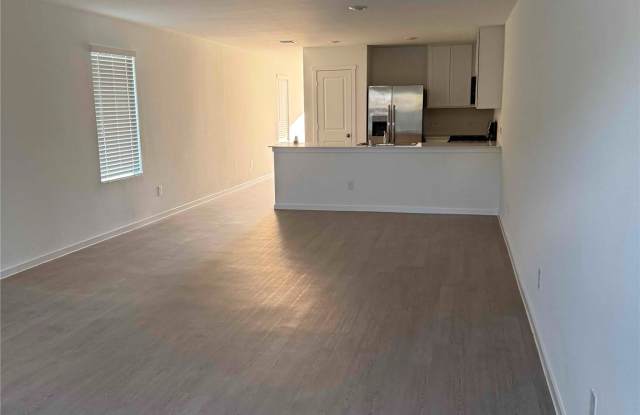 3917 Superior Place Gallery 4