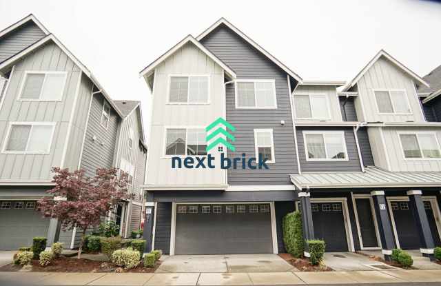 4 Beds and 3.5 Baths Single-family Home Available for Rent! - 1621 Seattle Hill Road, Mill Creek East, WA 98012