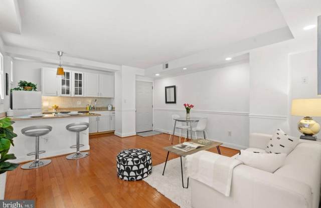 1125 12TH Street NW Gallery 4