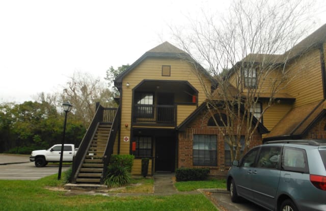 325 Forestway Circle Unit 205 - 325 Forestway Cir, Altamonte Springs, FL 32701