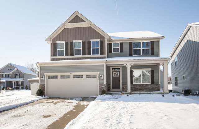 4 bedroom/ 2.5 bathroom Single House! - 9260 Preserve Way, Olmsted Falls, OH 44138
