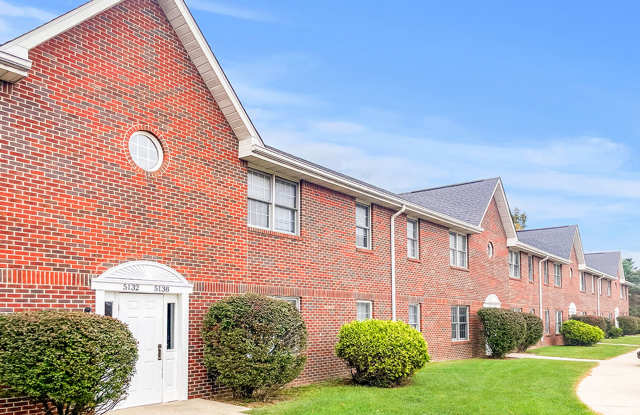 Turnberry Square photos photos Turnberry Square photos photos