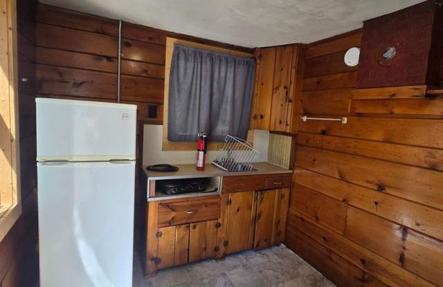 Woodhaven Rental Cottages in Indian River Gallery 4
