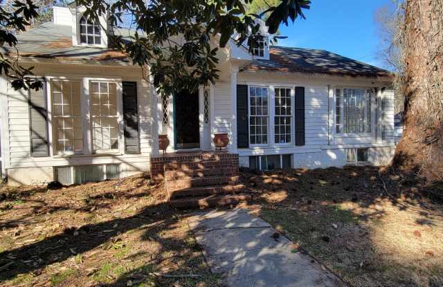 1720 Laurel Street - 1720 Laurel Street, Jackson, MS 39202