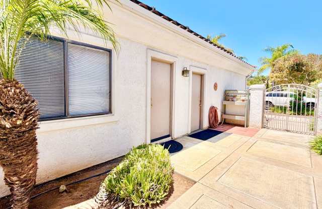 Darling Garage-attached-only Guest Home unit on Private Property in the desirable and beautiful Sycamore Ranch Community of Fallbrook! photos photos