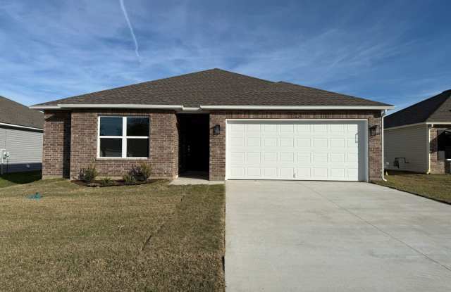 Welcome home to your 4 bed, 2 bath home in the desirable area of Broken Arrow, OK. photos photos