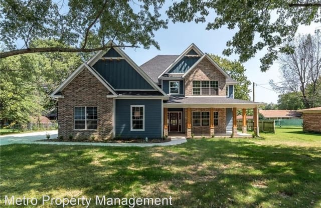 332 Crestview Dr. - 332 Crestview Dr, Bentonville, AR 72712