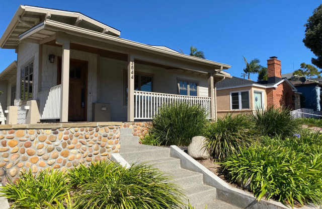 FULLY FURNISHED Point Loma Home! AC! All Utilities Included! photos photos