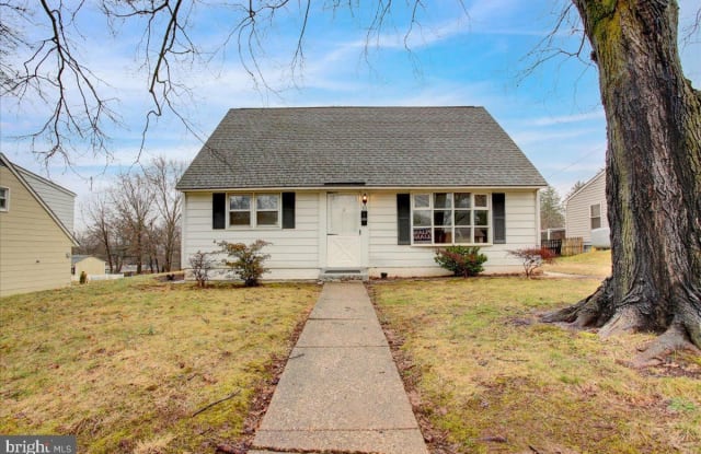 311 LOCUST DRIVE - 311 Locust Drive, Phoenixville, PA 19460