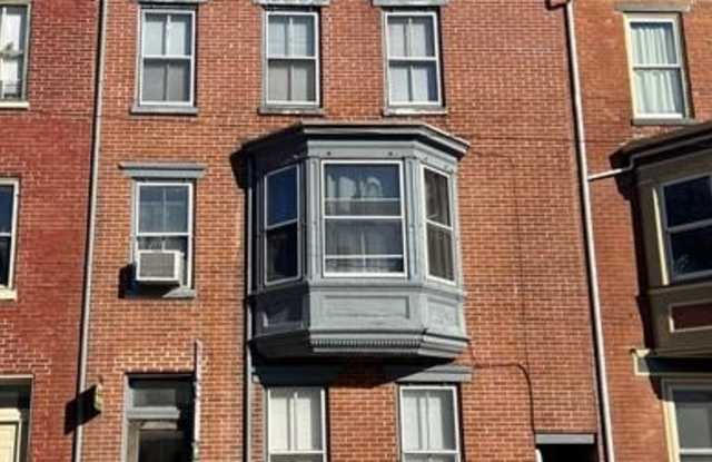 125 N BEAVER Street Gallery 1