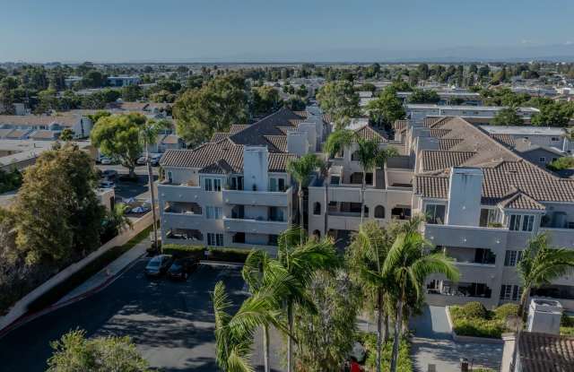 3 bedroom, 2 bath Huntington Harbour photos photos