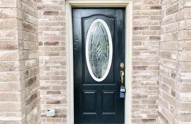 608 Alcove Drive Gallery 3