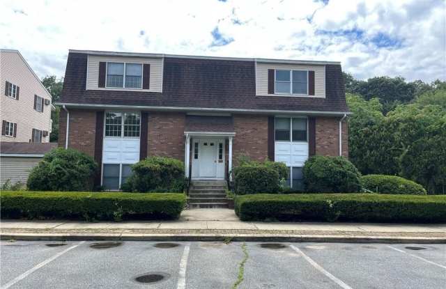 302 Boston Post Road unit: 14 photos photos