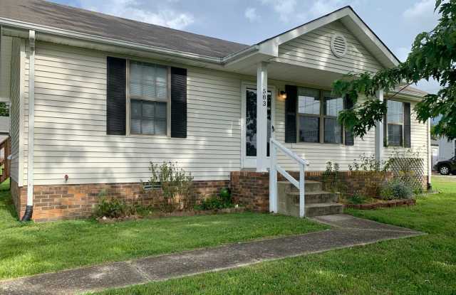 Conveniently Located! Cute home with 3 bedrooms and 2 baths. photos photos Conveniently Located! Cute home with 3 bedrooms and 2 baths. photos photos