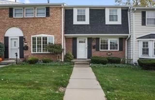 19580 CRYSTAL LAKE Drive Gallery 2