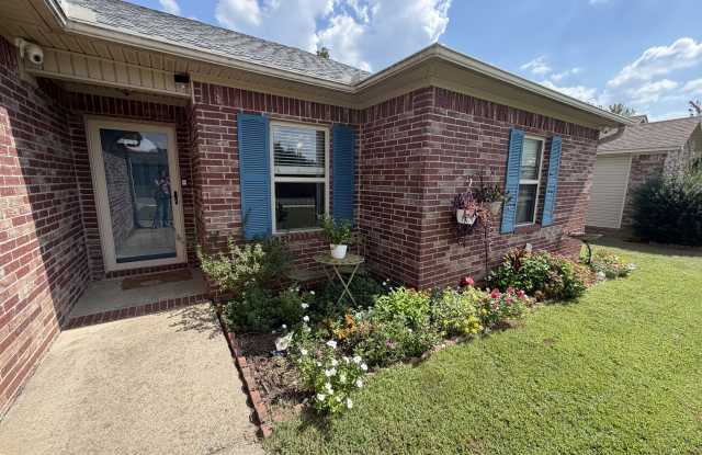 15 Castleton Drive Gallery 3