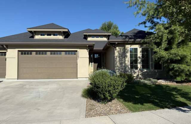 Spacious Home in Paramount photos photos Spacious Home in Paramount photos photos