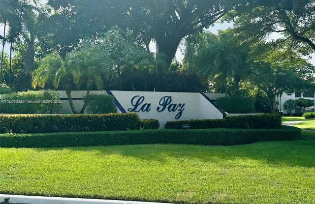 7508 La Paz Blvd photos photos