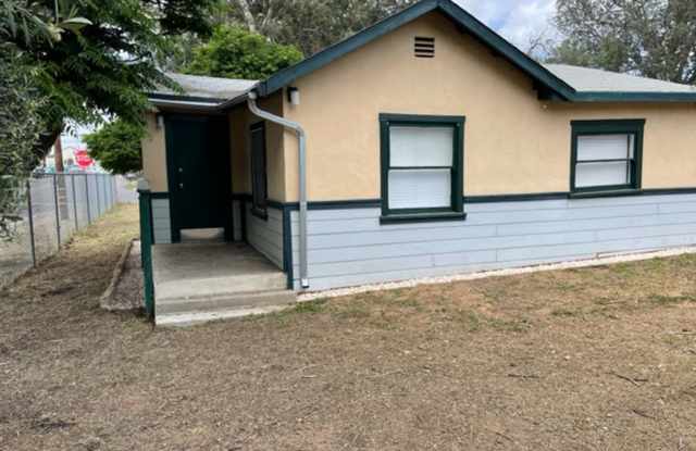 Cute 2br, 1ba home in Ramona. photos photos