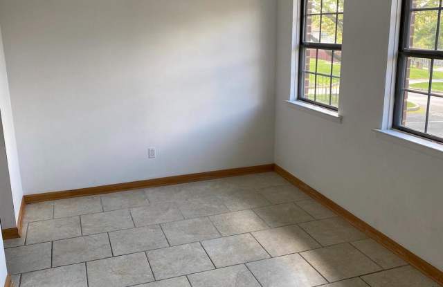 237 HOLLY DRIVE Gallery 2
