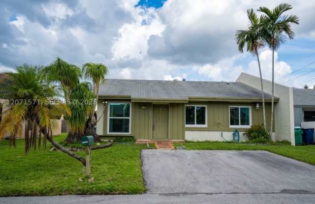 11942 SW 122nd Pl Gallery 1
