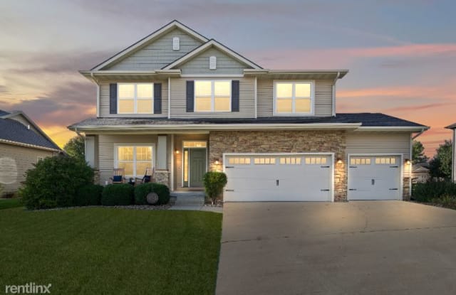 2035 Dorchester St - 2035 Dorchester Street, Norwalk, IA 50211