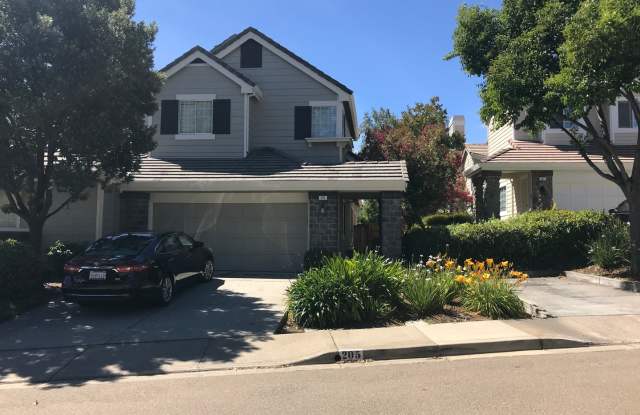 Stunning 3 bedroom, 2.5 bath Clayton Home - 205 Round House Place, Clayton, CA 94517