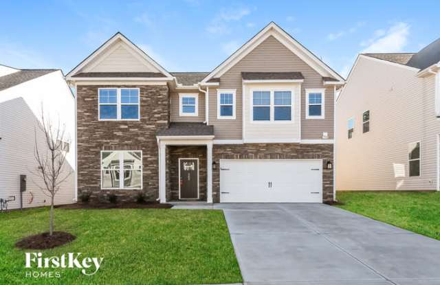 562 Hillpark Lane - 562 Hillpark Lane, Greer, SC 29651