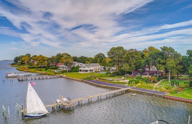 33 Gooseneck Point Road - 33 Goose Neck Point Road, Oceanport, NJ 07757