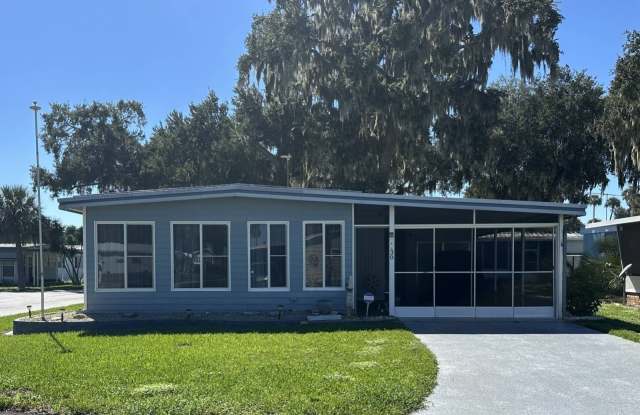 30 Riverview Dr Gallery 1