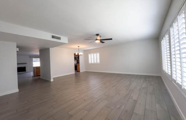 4222 E WINNETKA Drive Gallery 2