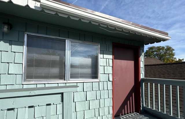 621 1/2 6th Street - 621 6th Street, Sparks, NV 89431 621 1/2 6th Street - 621 6th Street, Sparks, NV 89431