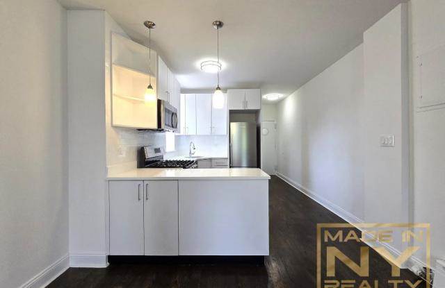 31-43 Steinway St - 31-43 Steinway Street, Queens, NY 11103