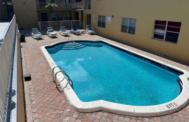 6840 Pembroke Road unit: 118 photos photos