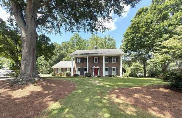 1150 Falstaff Drive Gallery 2