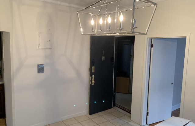 604 East 189th Street - 604 East 189th Street, Bronx, NY 10458