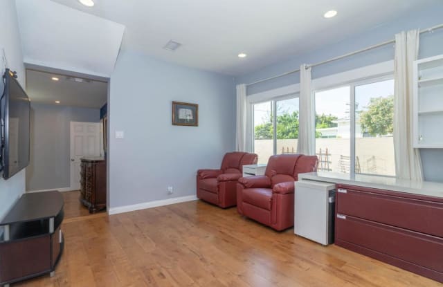 151 North Harvard Boulevard - 151 North Harvard Boulevard, Los Angeles, CA 90004