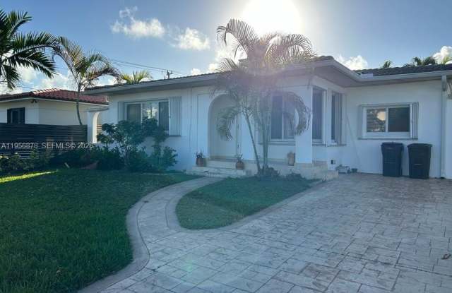 9208 Byron Ave photos photos