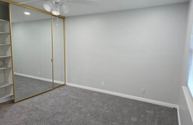 Fairfax/Culver 2-bedroom apartment Cameo Woods Gallery 3