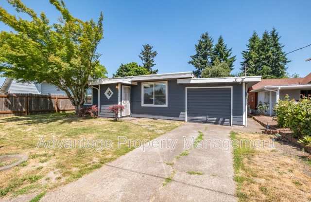 1915 5th Ave SE photos photos